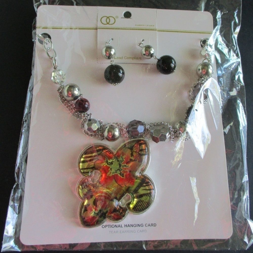 𝅺fashion Leader Necklace & Earrings Set